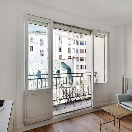 Bright Studio For 2 - Champs-Elysees باريس المظهر الخارجي الصورة